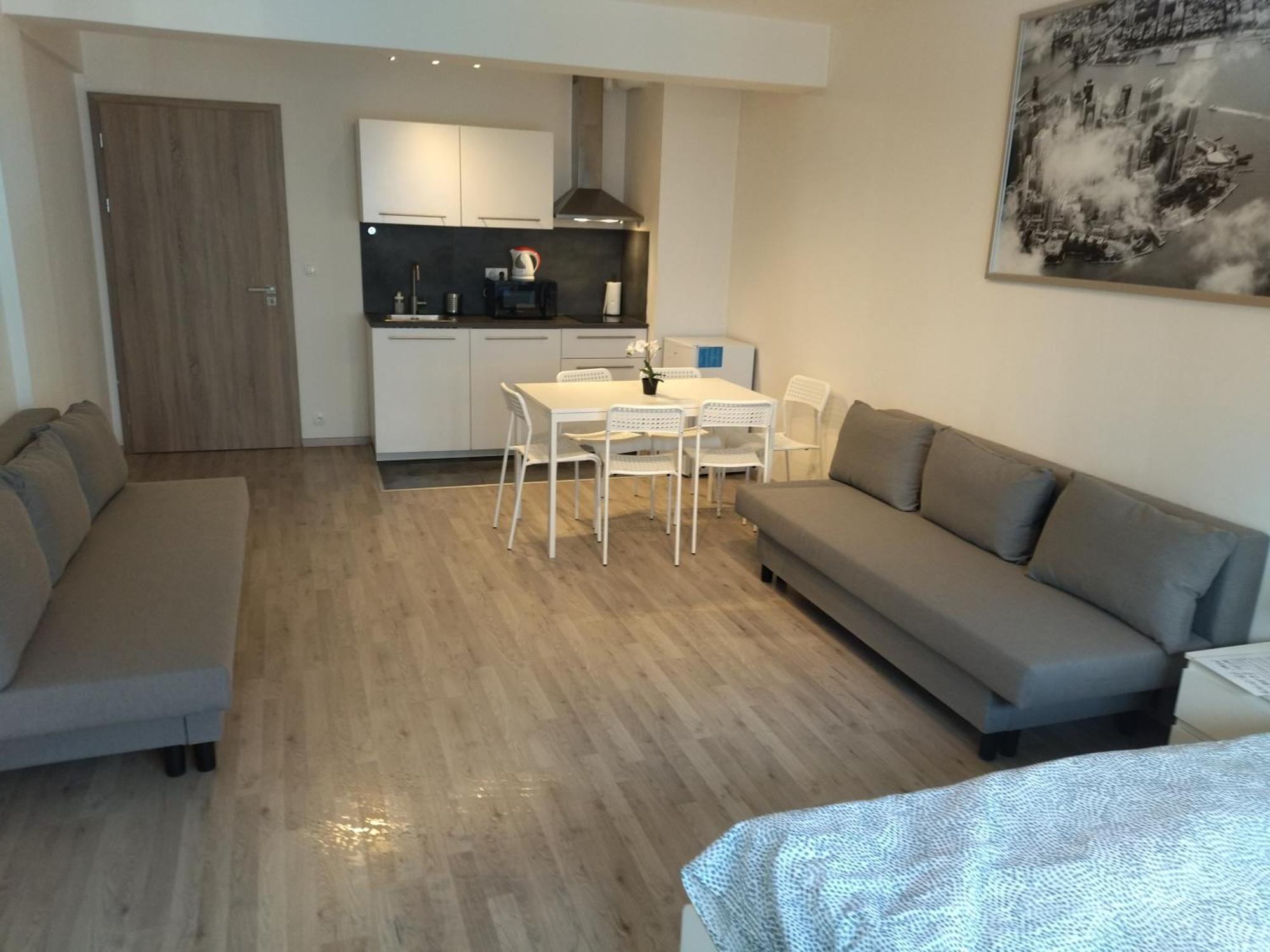 Brand New Studio Apartment #24 In Elite Residence With Free Secure Parking In The Center Prag Exteriör bild
